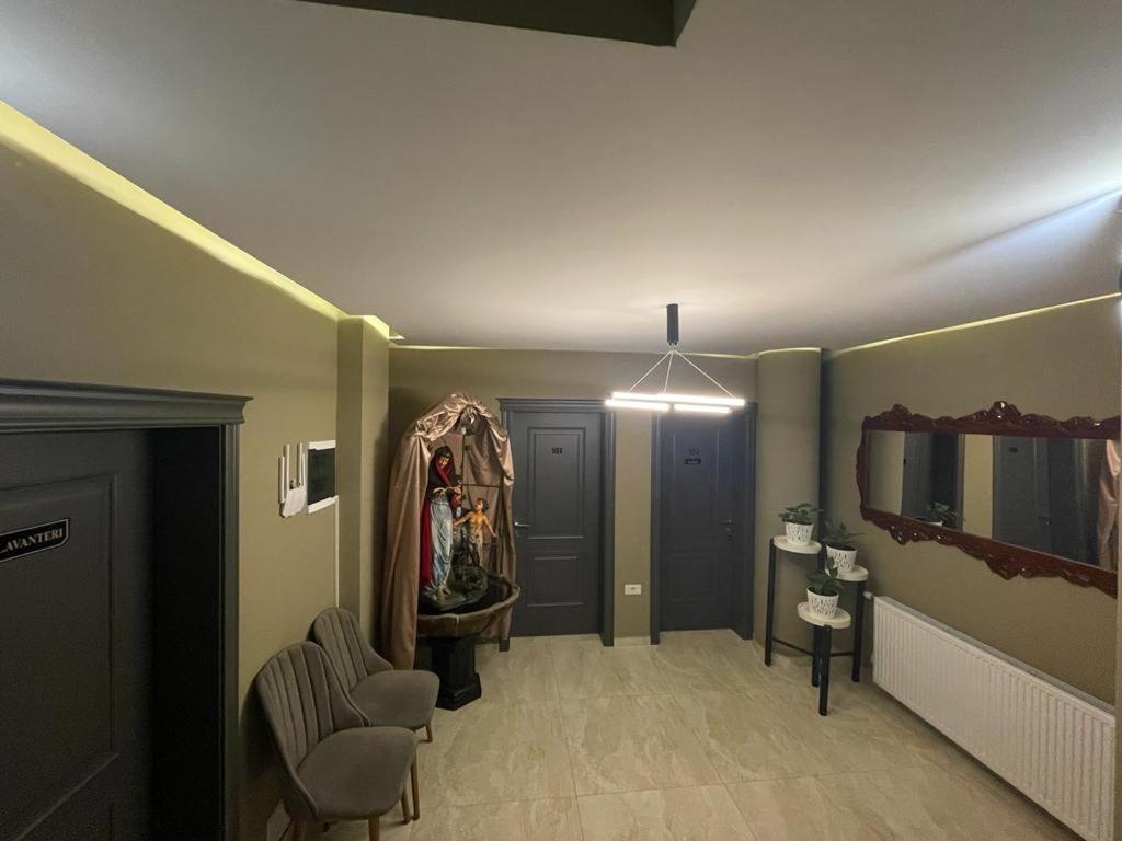 Grand Jnk Boutique Hotel Kukes ภายนอก รูปภาพ
