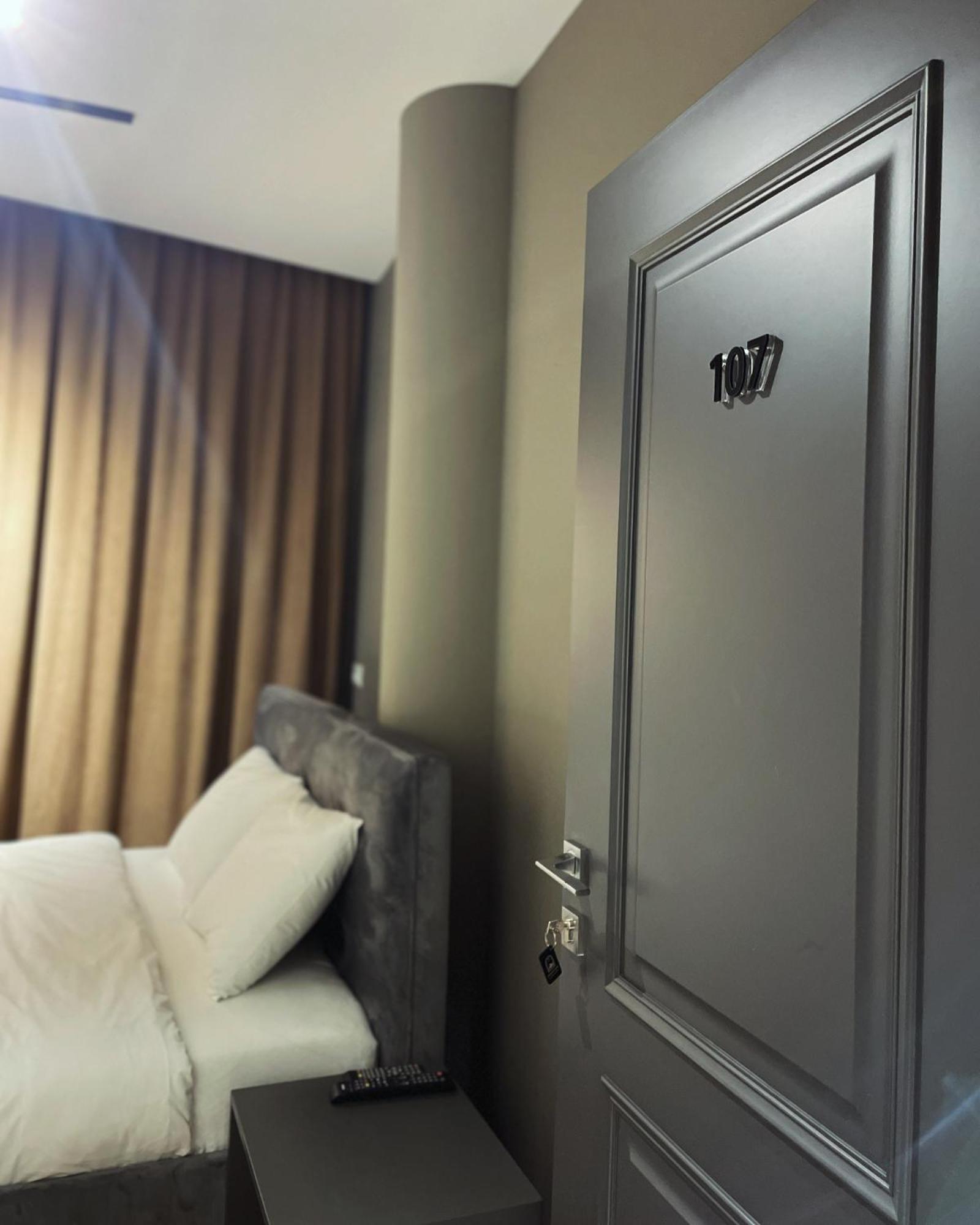 Grand Jnk Boutique Hotel Kukes ภายนอก รูปภาพ